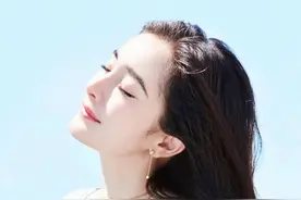 壁纸|爱你是孤单的心事图片