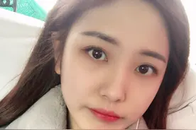 小说：换我被人拿了这么要命的东西，也只能向这对母女乖乖的低头图片