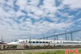 7月1日起，从武汉坐高铁到杭州最快4小时图片