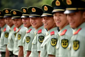 没有军籍的军校生毕业怎么办？就业方向多元化，比军籍生发展更好图片