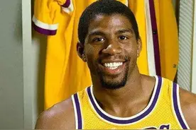 NBA纪实连载53：出道即巅峰的魔术师如何稳步成为首席乔吹的图片