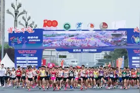 63:03 | 蒋发坤创半马年度最佳图片