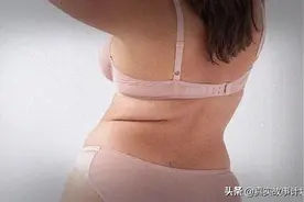 故事：大码内衣模特：被遮住的乳房，被审视的身体图片