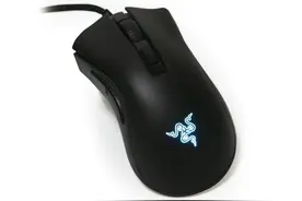 站在“巨人”肩上，Razer炼狱蝰蛇V2迷你版游戏鼠标图片