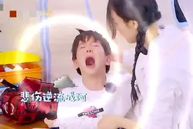 霍思燕巧妙处理嗯哼哭闹：高情商孩子的身后，都有共情力强的父母图片
