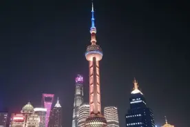 外滩之东方明珠图片