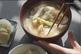 电影《小森林》美食还原！冬季里的温暖:面片汤参上！图片