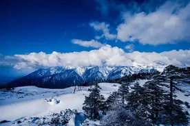 血缘最纯正的汉人，云南最后15名纹面女，以后只能看照片了图片