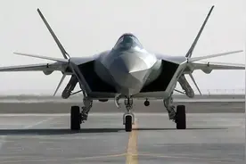 台名嘴：解放军歼20、轰20、运20吓唬美国的，打台湾根本用不上图片