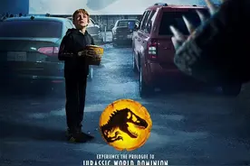 侏罗纪世界3来了！恐龙闯入汽车影院，网友：霸王龙老在挨揍图片