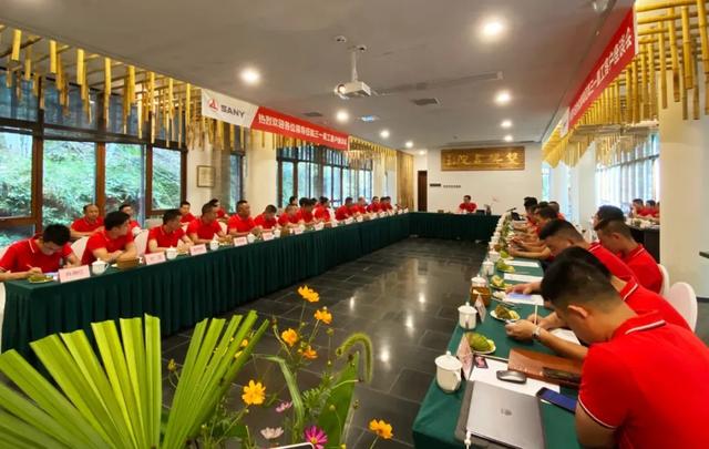 一切为了客户，永远保持谦逊｜三一车载泵举办客户座谈会