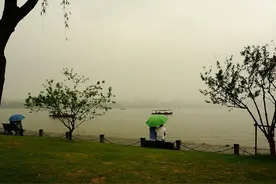 洛阳的秀美湖景，与西湖仅一字之差，还是露营的好地方图片