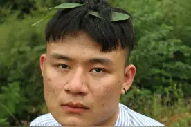 他靠P自己的丑照成为网红！最开始我不信，直到我点进他的相册…图片