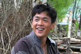 张若昀法庭状告父亲！“京圈小王子”的辛酸上位史和父子不合内幕图片