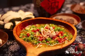 霸王餐来袭！藏在都江堰老街小巷的味道江湖，至臻不过家乡美味、乐享舌尖酸甜苦辣，隔着屏幕都想吃啦~图片