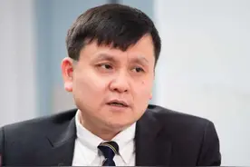 美国疫情形势严峻，中国留学生怎么办？张文宏支招：下课赶快跑图片