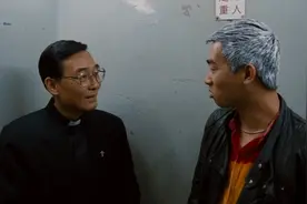 《古惑仔》里的牧师是什么来头？戏里扫地僧，戏外真大佬图片