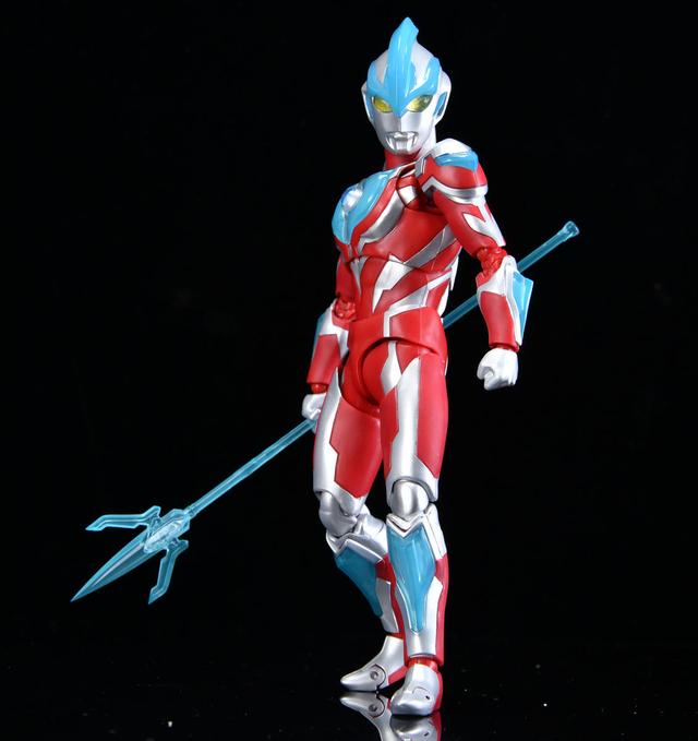 78官测：万代 SHF 银河奥特曼