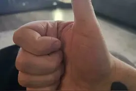 如果你有点“丧”，这12张照片背后的暖心故事，会让你快点好起来图片