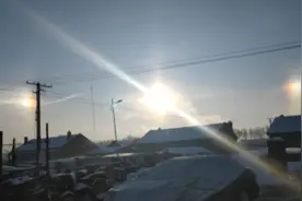 吉林扶余天空中出现3个太阳，村民：我活30多年头一次见