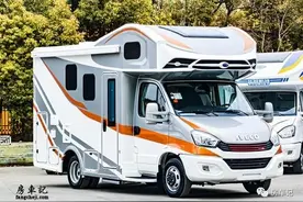 极具活力！满足多人出行！拓锐斯特火星2号C型房车图片