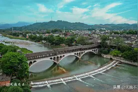 规模最大、保存最完好的西蜀“船”型水乡——大邑新场古镇图片