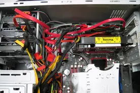 使用这两种方法，可以将固态硬盘设置为系统盘，简单得很图片