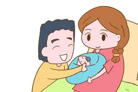 低于这个月龄的宝宝爱蹬腿，别光觉得可爱，可能是娃在“求救”图片