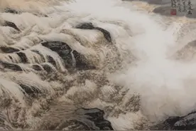 郭进拴｜重读李凖《黄河东流去》图片