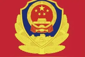 为什么人民警察到工作单位才穿警服，下了班就穿便服图片