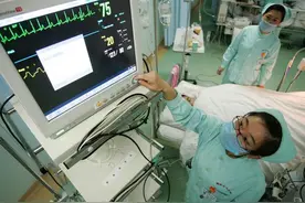 投了网红“水滴保”,如今患病却遭拒赔，悔恨当初不该贪小便宜图片