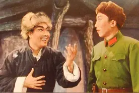 记得《智取威虎山》李勇奇吗？阳刚铁汉，粗犷豪放，遗憾已经离世图片