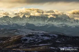 川西高原上有座神秘的空城，不知由谁建造，是观赏雪山的最佳地点图片