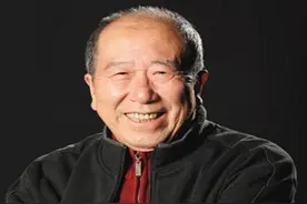 83岁资深老戏骨，名字几乎人人念错，晚年却难享天伦之乐图片