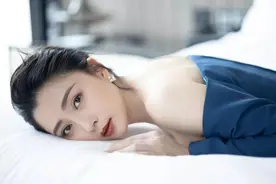殷桃，那些进入她世界的男人都成了过客，她要追求的到底是什么？图片