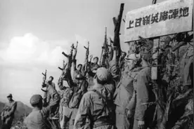 上甘岭“战神”蒋诚：重伤后仍歼敌400人，为何却隐姓埋名36年？图片