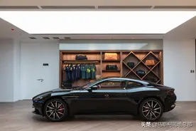 阿斯顿·马丁4S店展厅/网格状玻璃隔断案例分享-马斯柯隔断墙图片