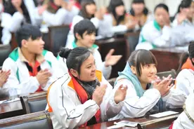 高考全国I卷地区，理科线涨了，文科线降了，高考生：遍地600分图片