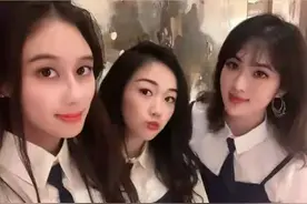 赌王小女儿彻底放开！与华为小千金跳女团舞，穿露肚脐裙翘臀迷人图片