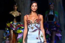 米兰时装周-范思哲（Versace）2021春夏成衣系列图片