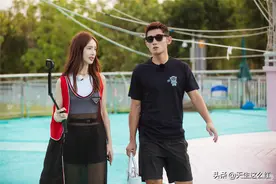 张继科，跟金晨吃饭聊天的时候能放下手机吗？图片