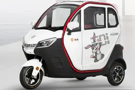 雅迪推出一款电动三轮车，配备1500W电机，续航120km图片