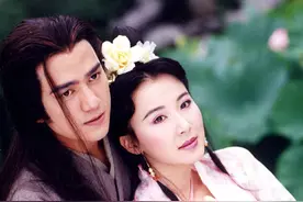 8版“花月奴”颜值对比，谁有抢邀月宫主心上人的实力？谁在硬凑图片