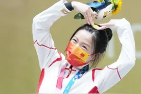 00后奥运会冠军眼中的美食：杨倩爱吃油焖大虾，全红婵想吃辣条图片