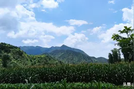 看见蓝天白云只会喊“哇塞”？看看唐诗宋词怎么说的图片