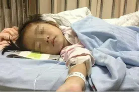 “弟弟的蛋糕不是我偷吃的”，姐姐含泪哭诉，换来奶奶的一巴掌图片