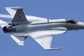 英国阻挠阿根廷获先进战机，中国准备出口枭龙，英国：在报复我们图片