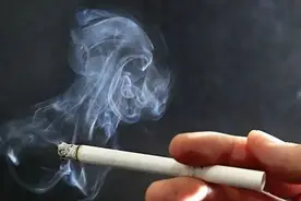 长期抽烟等于“慢性自杀”？看完这5大危害，烟瘾再大也得忍图片