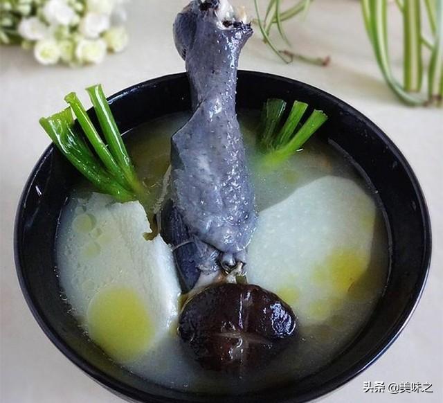 花胶乌鸡汤做法大全 花胶乌鸡汤做法大全视频
