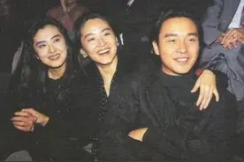 张国荣捏成龙脸，成龙环抱王祖贤，罕见珍贵老照片图片